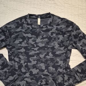 Lululemon Black Patterned Top